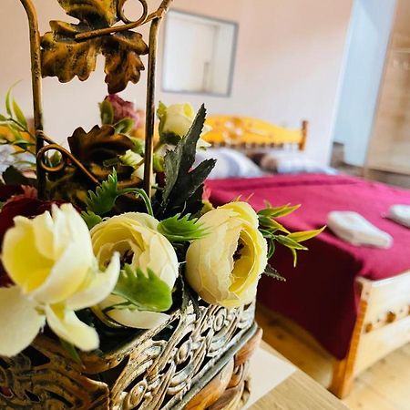 Travel Inn House Mestia • Მოგზაურის Სახლი المظهر الخارجي الصورة