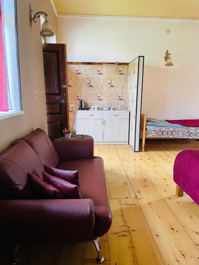Travel Inn House Mestia • Მოგზაურის Სახლი المظهر الخارجي الصورة