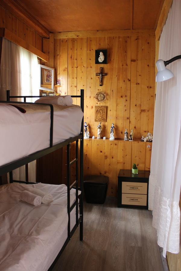 Travel Inn House Mestia • Მოგზაურის Სახლი المظهر الخارجي الصورة