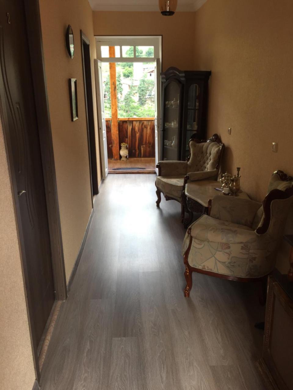 Travel Inn House Mestia • Მოგზაურის Სახლი المظهر الخارجي الصورة