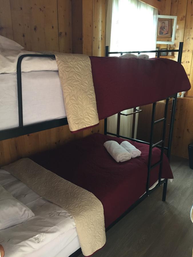Travel Inn House Mestia • Მოგზაურის Სახლი المظهر الخارجي الصورة