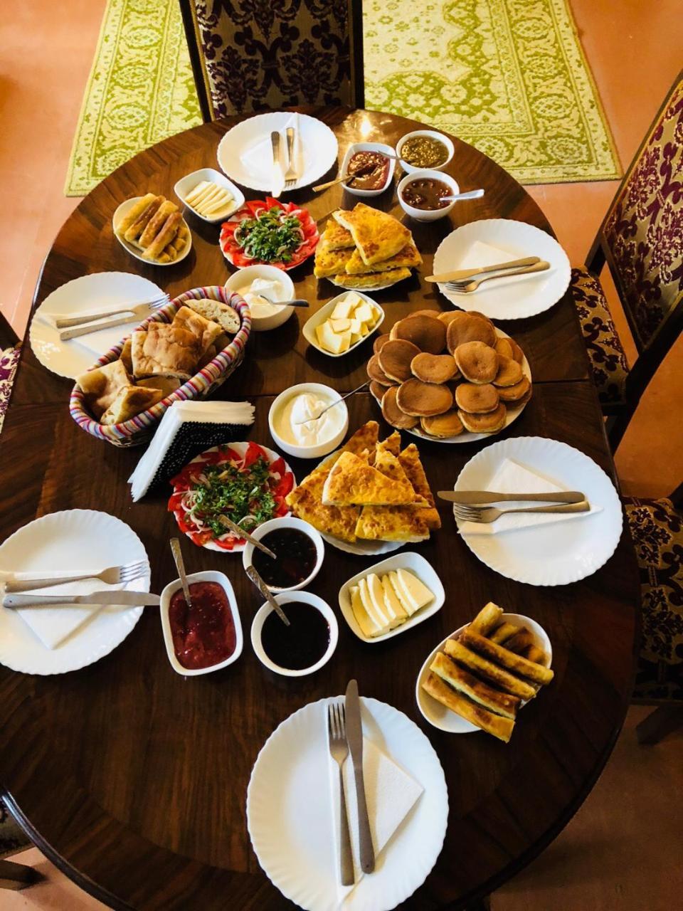 Travel Inn House Mestia • Მოგზაურის Სახლი المظهر الخارجي الصورة